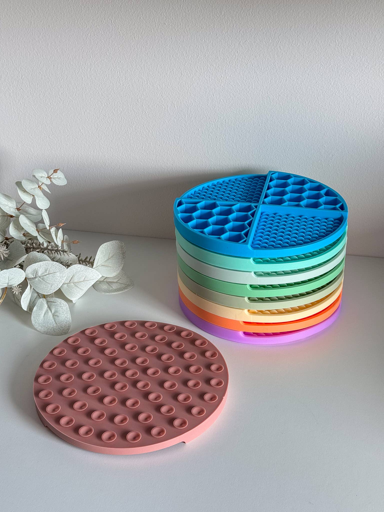 Schleckmatte Honey Hund, Slow Feeder, Futterstation - Pfotenlieblinge