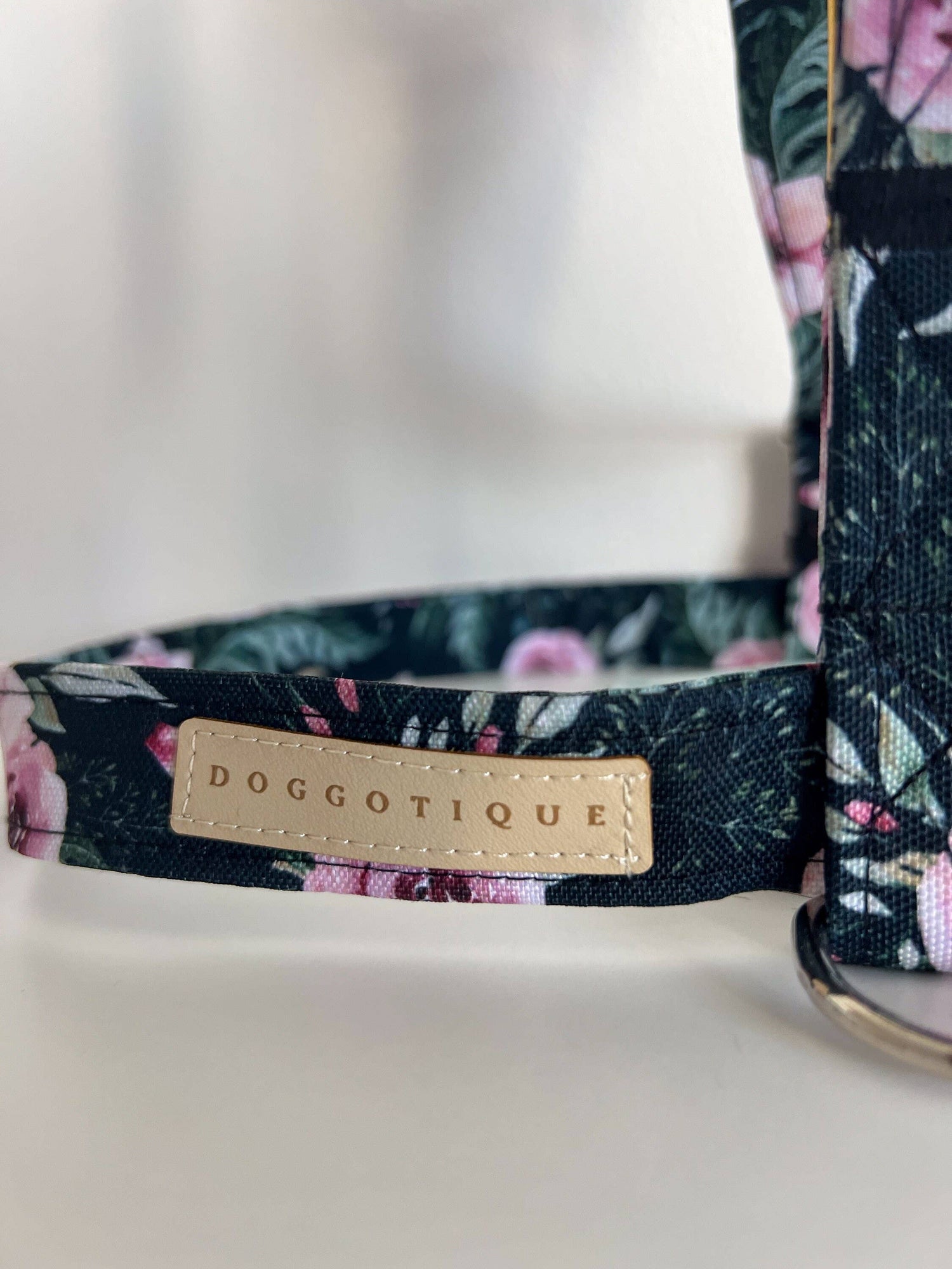 Hundegeschirr Dark Roses, Verstellbar &amp; Handmade