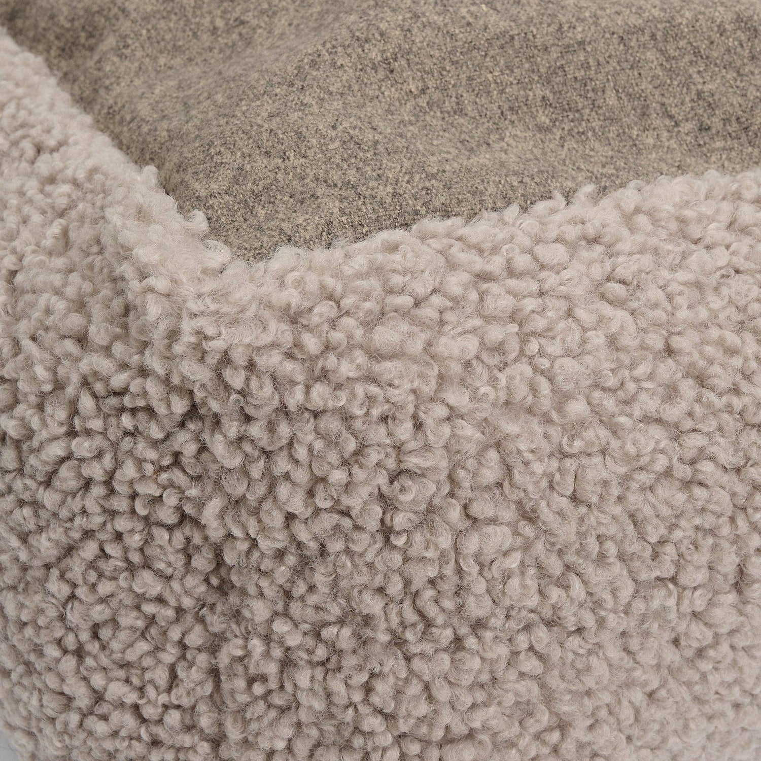 Nuna Hundekorb - Teddybett &amp; waschbares Hundebett aus Memoryschaum (taupe)