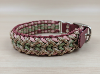 Handgemachtes Paracord-Hundehalsband „Rosé Sage“