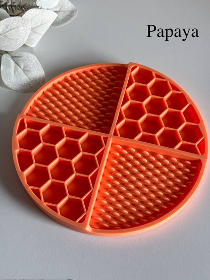Schleckmatte Honey Hund, Slow Feeder, Futterstation - Pfotenlieblinge